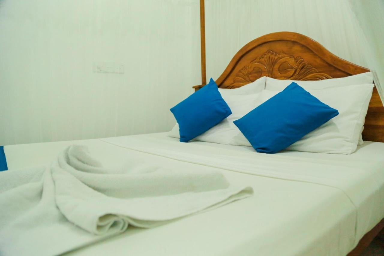 Hansi Resort Mirissa Extérieur photo