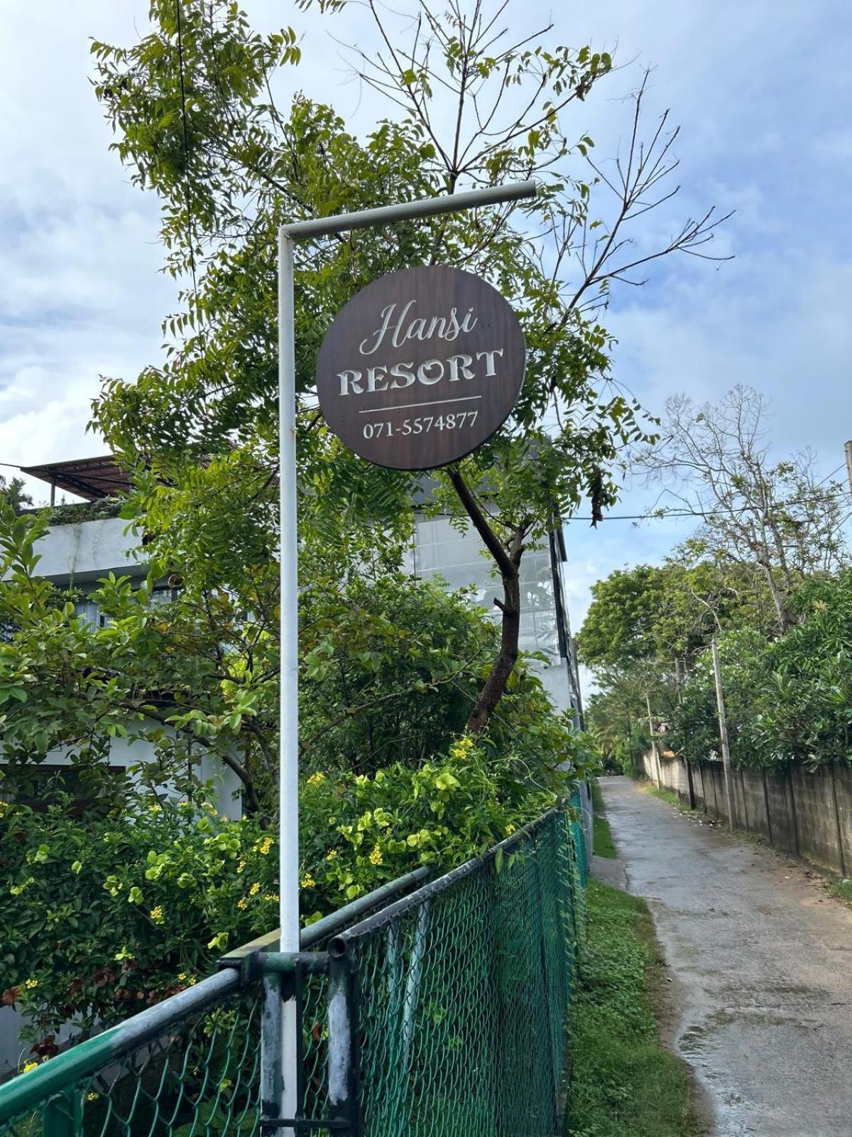 Hansi Resort Mirissa Extérieur photo