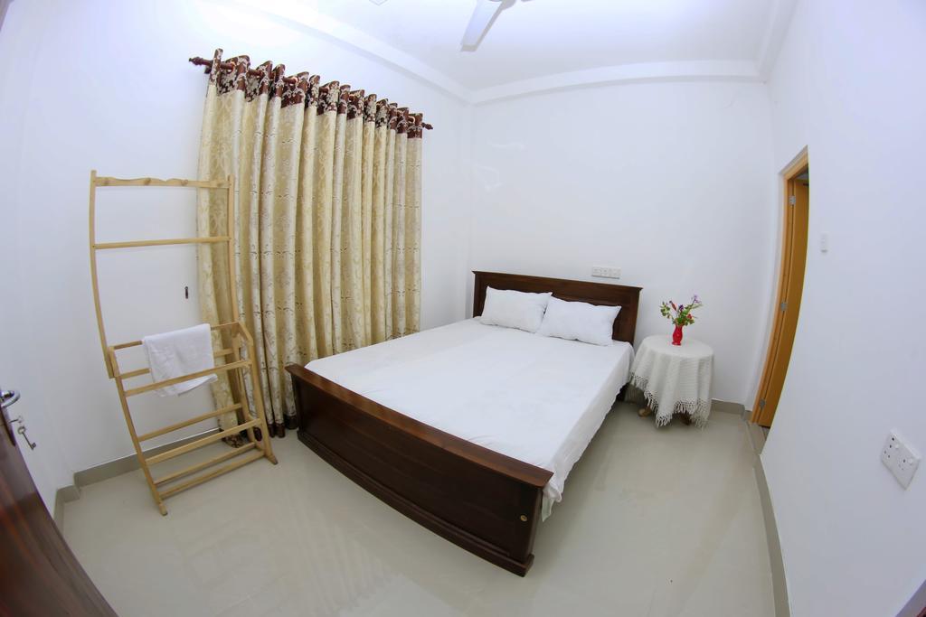 Hansi Resort Mirissa Extérieur photo
